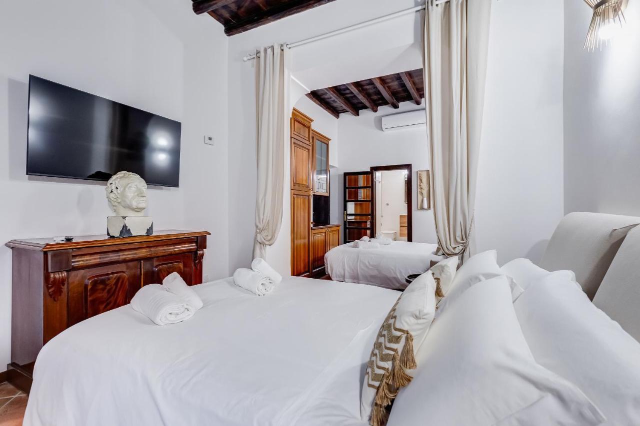 Giulio Cesare Deluxe - Spanish Step Romedreamhome Roma Exterior foto